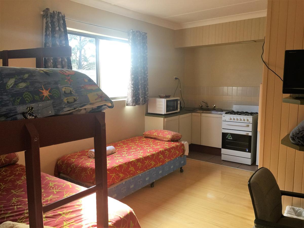 Snowgate Motel + Apartments Berridale Bagian luar foto